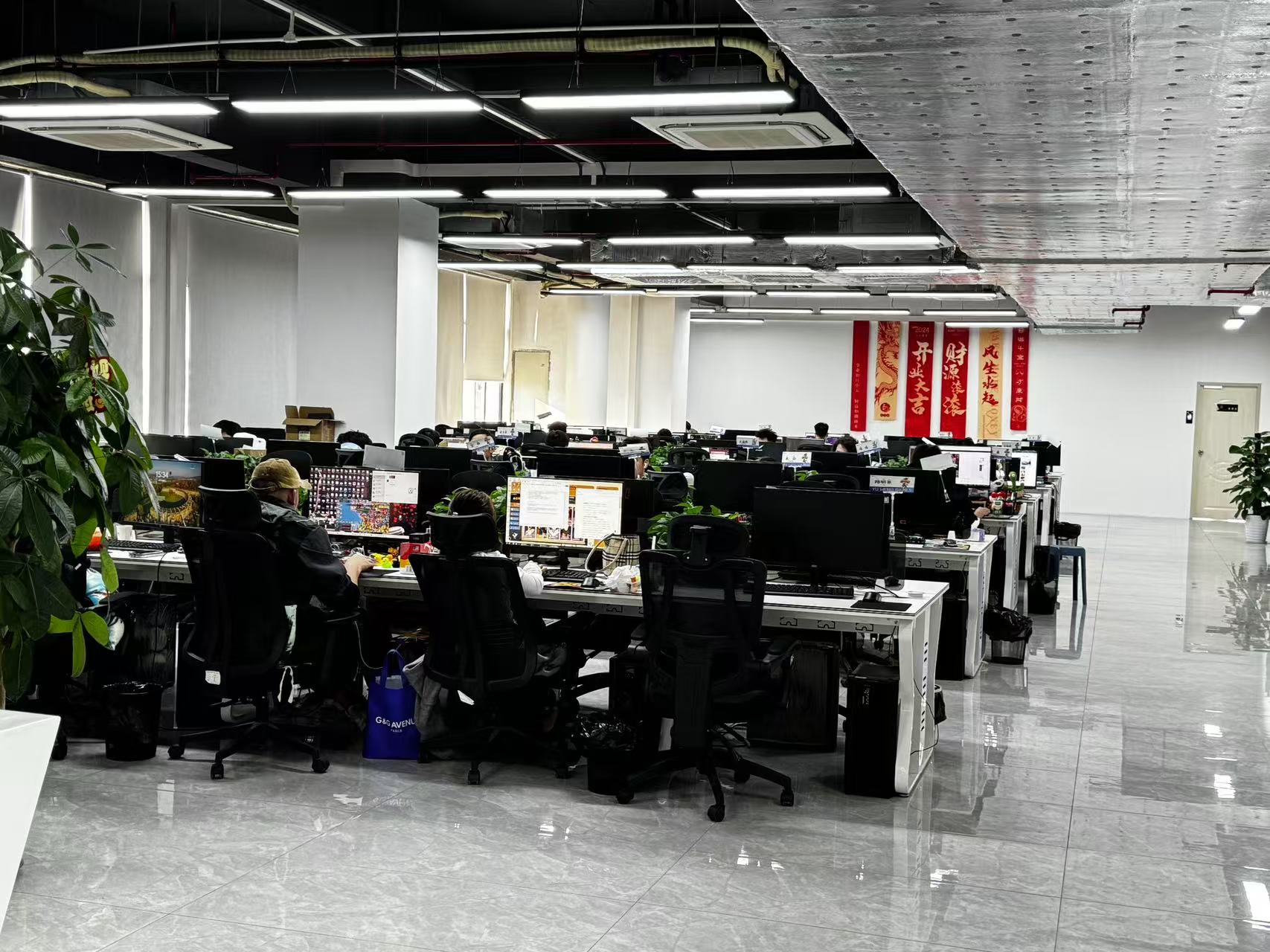 廣州肺魚(yú)網(wǎng)絡(luò)科技 引領(lǐng)網(wǎng)絡(luò)技術(shù)研發(fā)與服務(wù)的創(chuàng)新先鋒